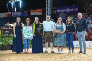 Gewinner der Rasse Brown Swiss der Betrieb Stadler
&copy; Christine Massfeller